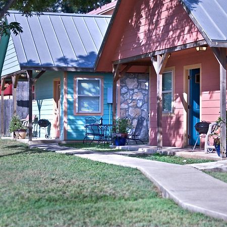 Blanco Riverside Cottages Buitenkant foto
