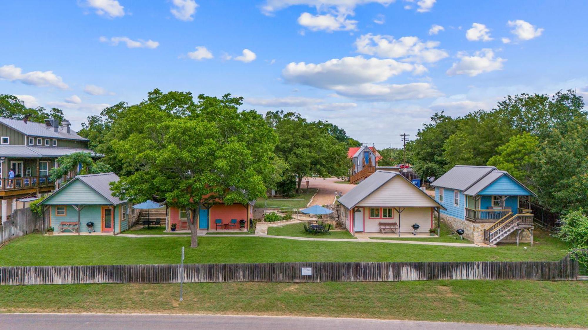 Blanco Riverside Cottages Buitenkant foto